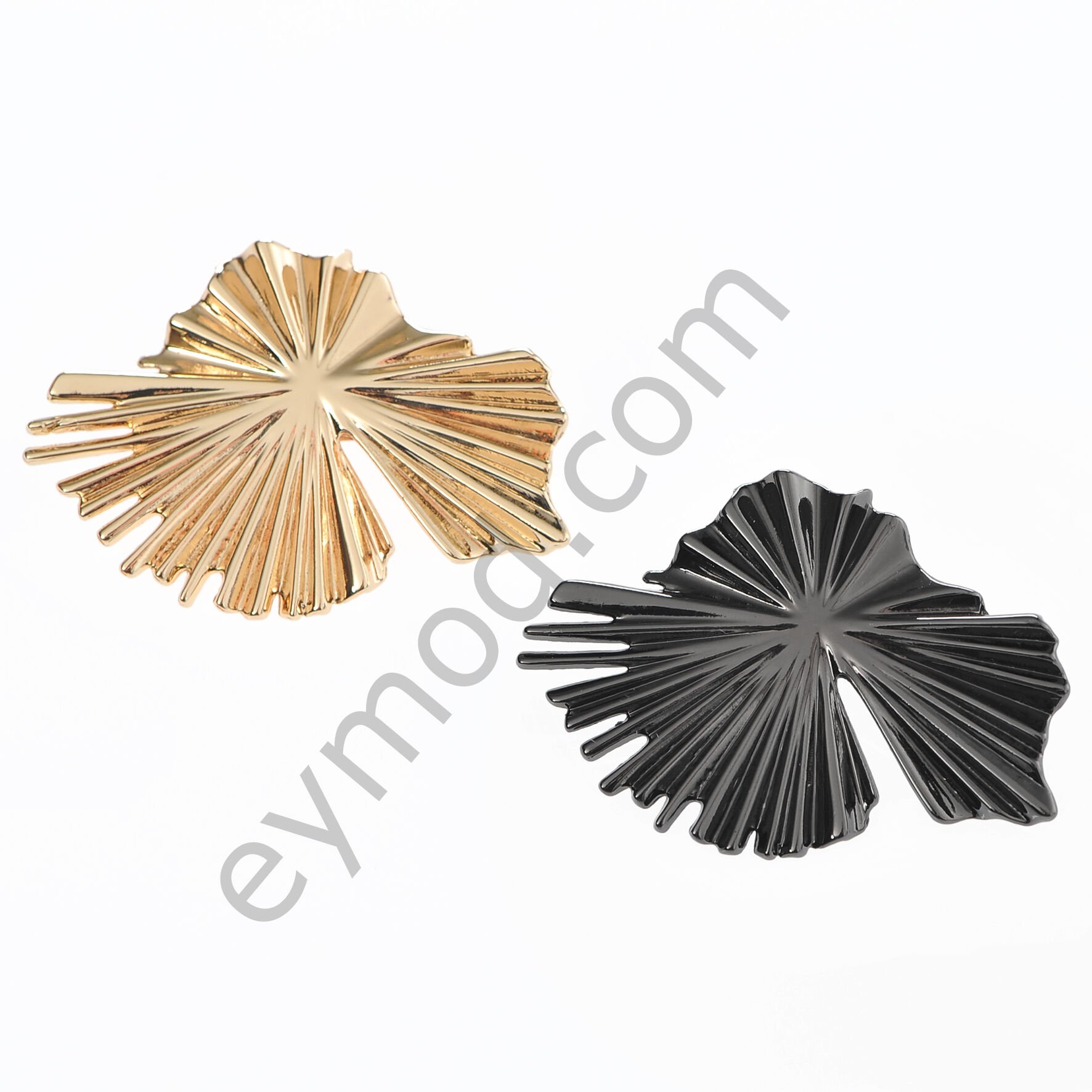 Çizgi Desenli Kapak Broş