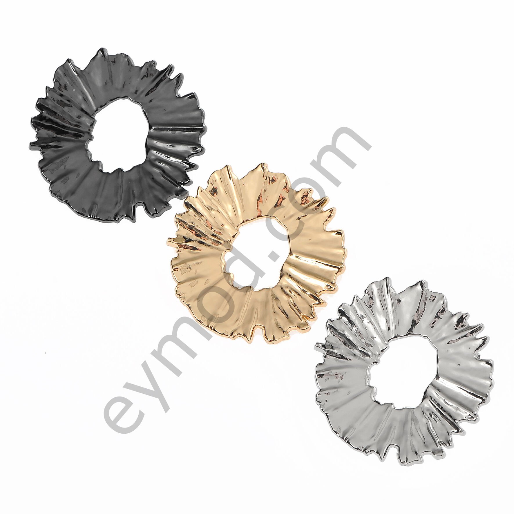 Kabartmalı Delik Broş