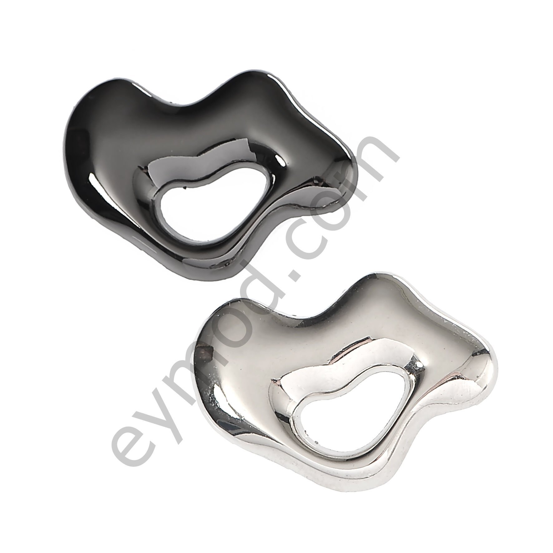 Kıvrımlı Delikli Broş