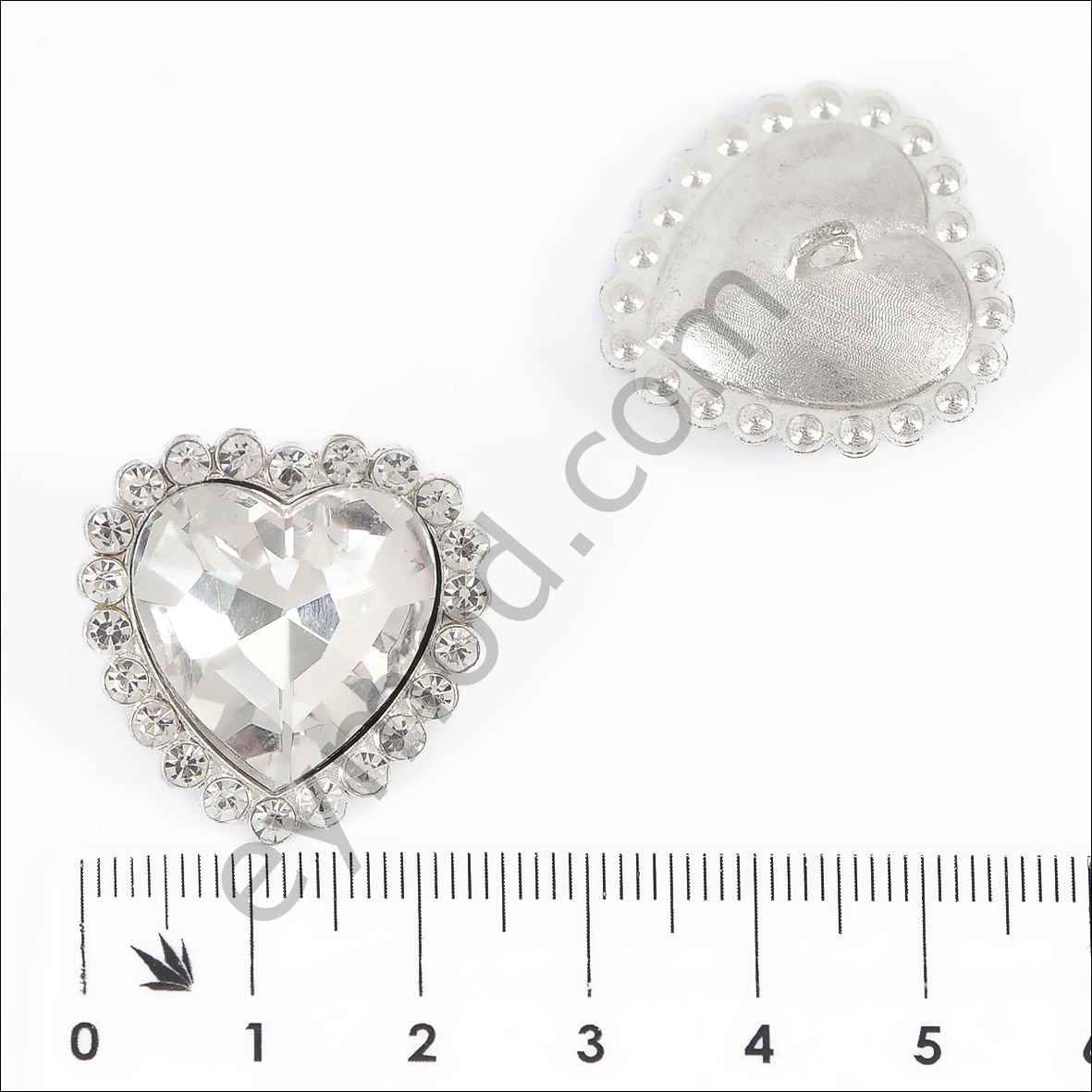 Taşlı Kalp Düğme DÜĞME BOYU 40L (~25mm)