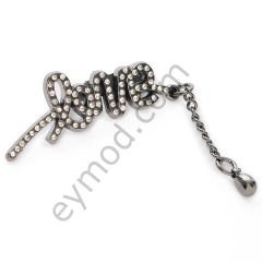 69 Taşlı Love Yazılı Sallantılı Broş BLACK NİKEL