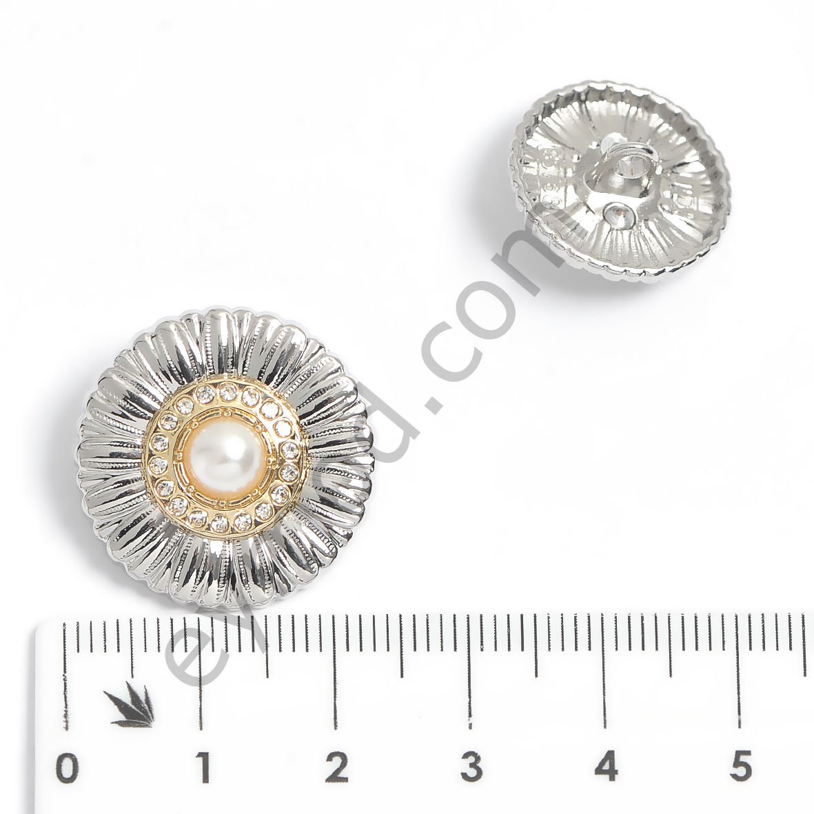 Tek İncili Taşlı Yuvarlak Düğme DÜĞME BOYU 36L (~23 mm)