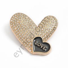 178 Taşlı Love Yazılı Kalp Broş Aksesuar GOLD