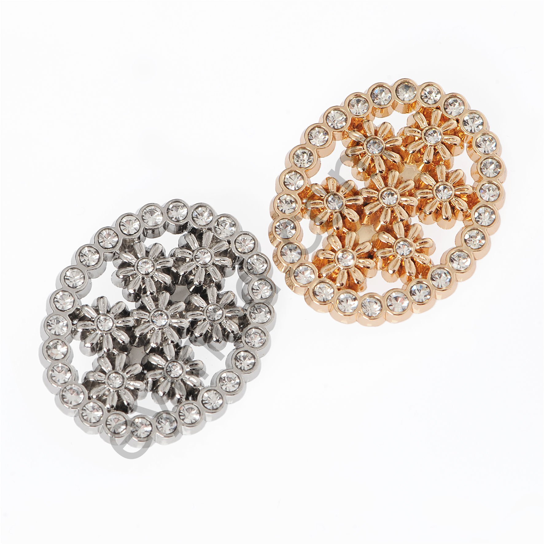 33 Taşlı Çiçekli Oval Broş