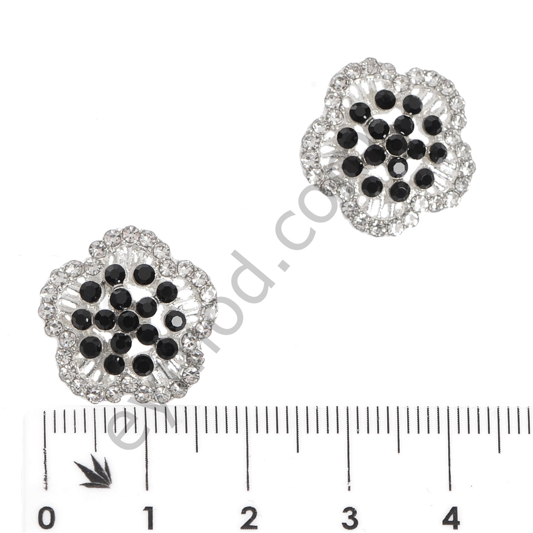 46 Taşlı Çiçek Yuvarlak Düğme DÜĞME BOYU 28L (~18 mm)