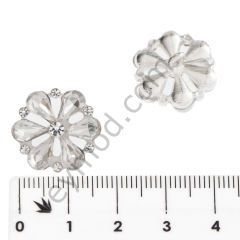 13 Taşlı Çiçek Düğme