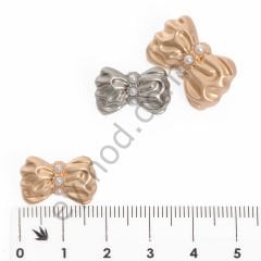 3 İncili Fiyonk Düğme